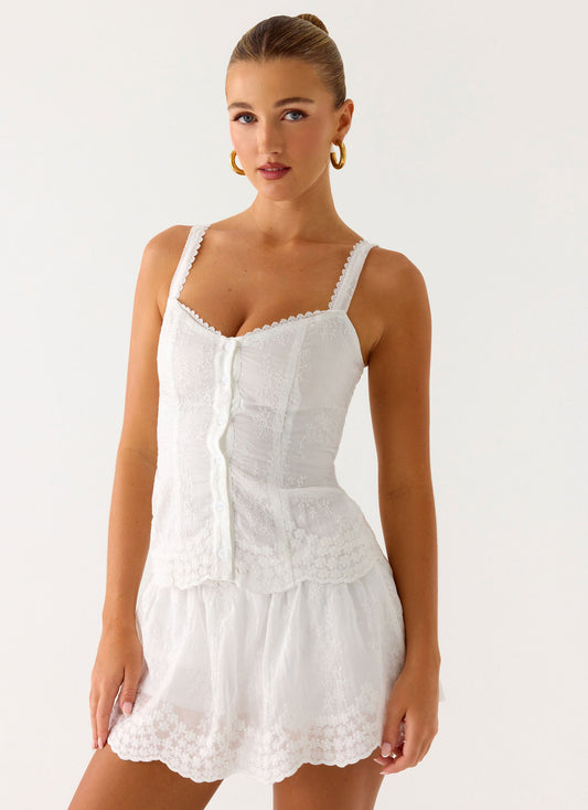 Ärmelloses Top mit herzförmigem Ausschnitt und Knopfleiste