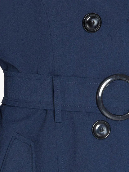 Doppelreihiger Trenchcoat mit Gürtel